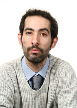 ritratto di uomo con barba