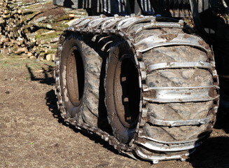 Vehicle Safety Continuous Tyre Tracks, Chains