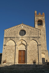 Fototapeta na wymiar Toskania Asciano: kolegiata z Sant'Agata 2