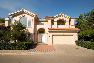 Mediterranean Style Single Family House, Suburban Beijing, China