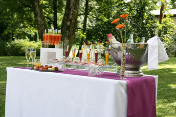 Cocktail violet orange