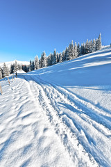 Obraz premium beautiful winter mountain scenery
