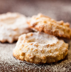 Butter cookies with icing sugar