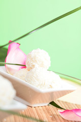 Kokospralinen ohne Schokolade