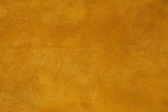 intonaco giallo