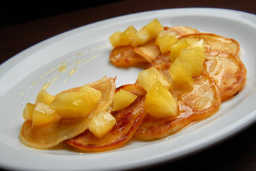 блины с джемом