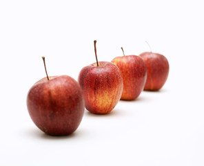 apples in a line
