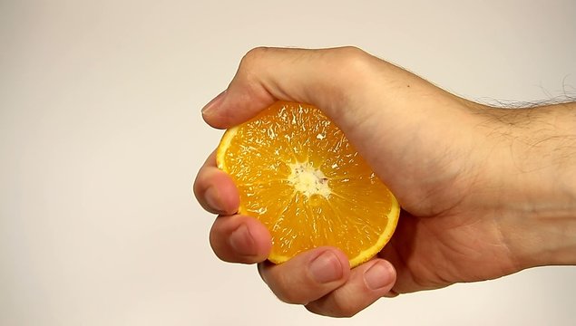Orange auspressen
