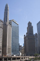 Fototapeta na wymiar View of skyscrapers in downtown Chicago