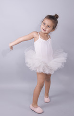 fillette danseuse de 4 ans