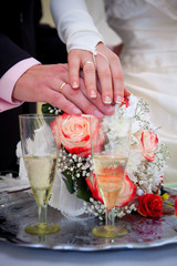 Obraz na płótnie Canvas Champagne on wedding