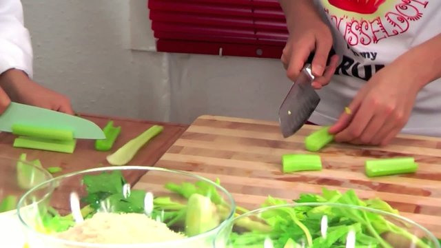 kids cutting vegetables