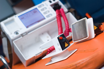 Defibrillator