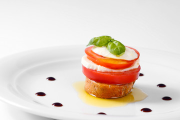 Tomaten-Mozarella-Brot