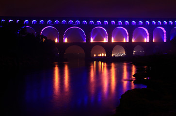 Obraz na płótnie Canvas most w nocy ...