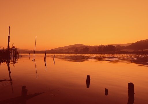 Rio Ganges te&ntilde;ido de rojo.