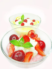 strawberry mousse dessert