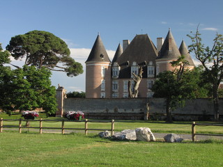 Fototapeta na wymiar Saint Elix Zamek; Comminges; Midi-Pyrénées
