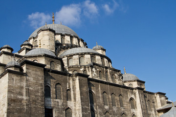 Fototapeta na wymiar New mosque, yeni camii in Istanbul