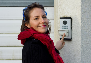 sonner à l'interphone