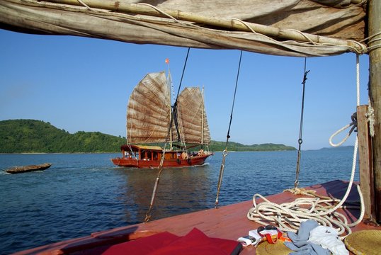 Vietnam, Hai Phong, Ha Long: Croisi&egrave;re en jonque