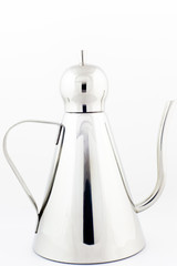 Metal container for olive oil