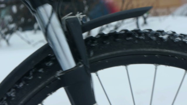 Mountain bike suspension fork winter test