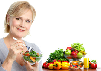 woman eating salad