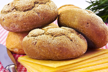 Sonntagsbrötchen mit altem Holländer