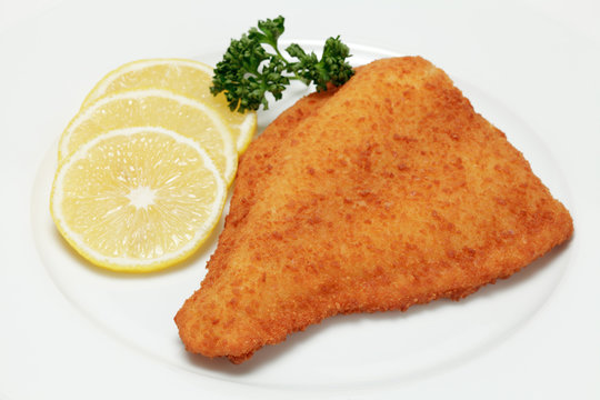 Gebackenes Schollenfilet mit Zitronenscheiben