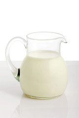 Obraz na płótnie Canvas One liter of fresh milk