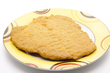Schnitzel paniert auf Teller