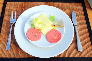 breakfast plate with ham and cheese