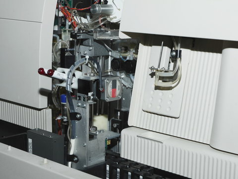 Strumento di Laboratorio (Analyzer)