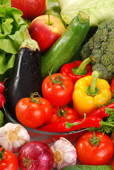 Composition with variety of raw vegetables