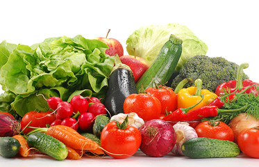 Composition with variety of raw vegetables