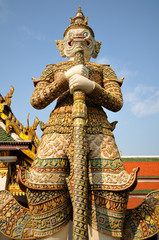 Guardian statue at Wat Phra-Kaew