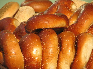 Sweet sesame bagels