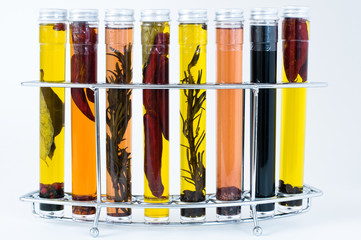 Verschiedene Öl und Essigsorten © Olaf Wandruschka