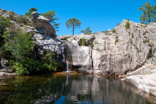 Piscine naturelle, Corse