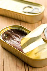 anchovies fillets in tin can