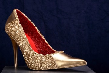 Obraz premium Gold Schuh Blau 06