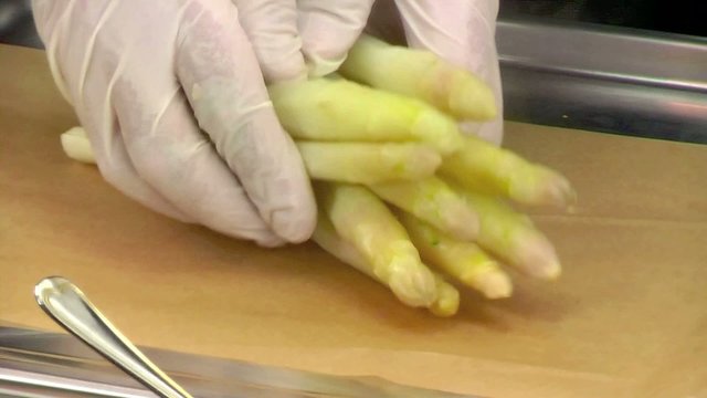 asparagus and broccoli with cheese