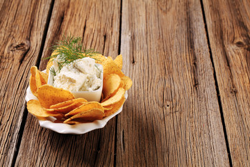 Corn chips and fresh cheese