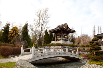 Fototapeta premium Chinese japanese garden - chinesischer garten