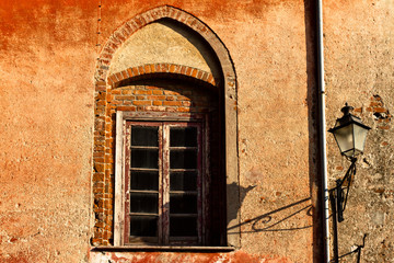 window in saluzzo