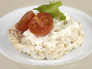 Rice Cake with Salad