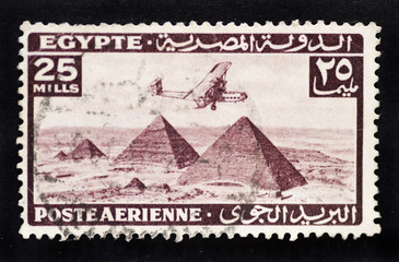 EGYPT - CIRCA 1933 - Postage stamp depicting bi-plane aeroplane