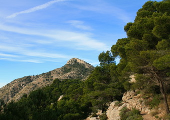 Fototapeta na wymiar Wschodnim zboczu Maigmo Alicante
