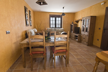 Salón rústico.